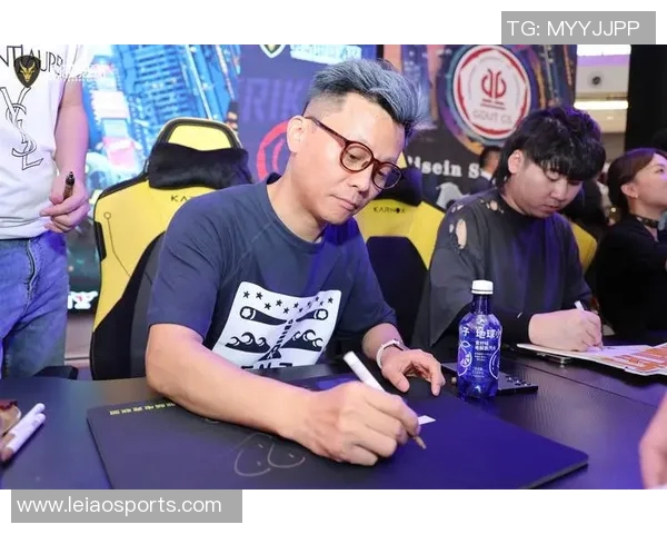 深入分析S15电竞总决赛中V5战队的CSGO比赛经验与战术策略